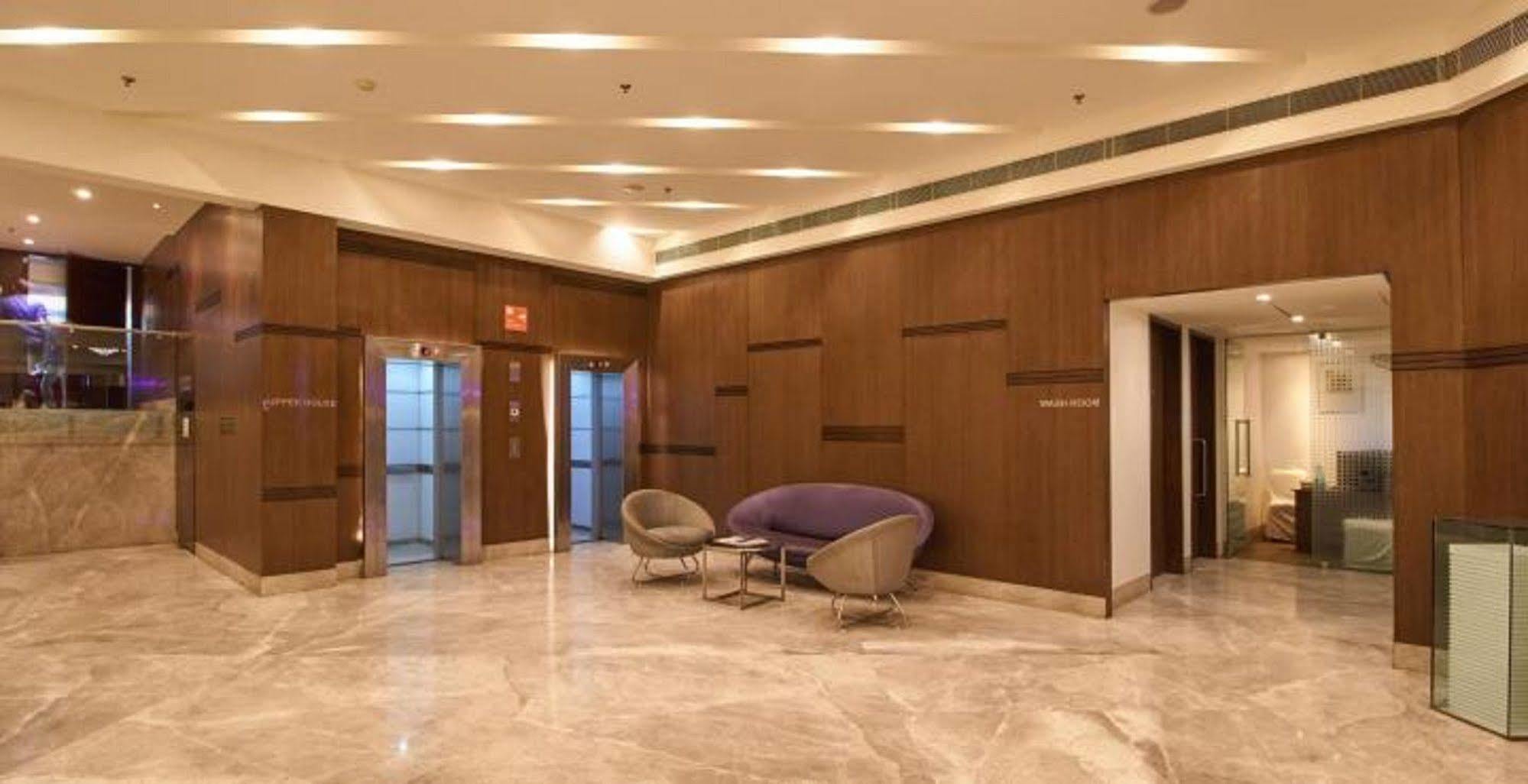 Hotel Platinum Rádzskot Kültér fotó