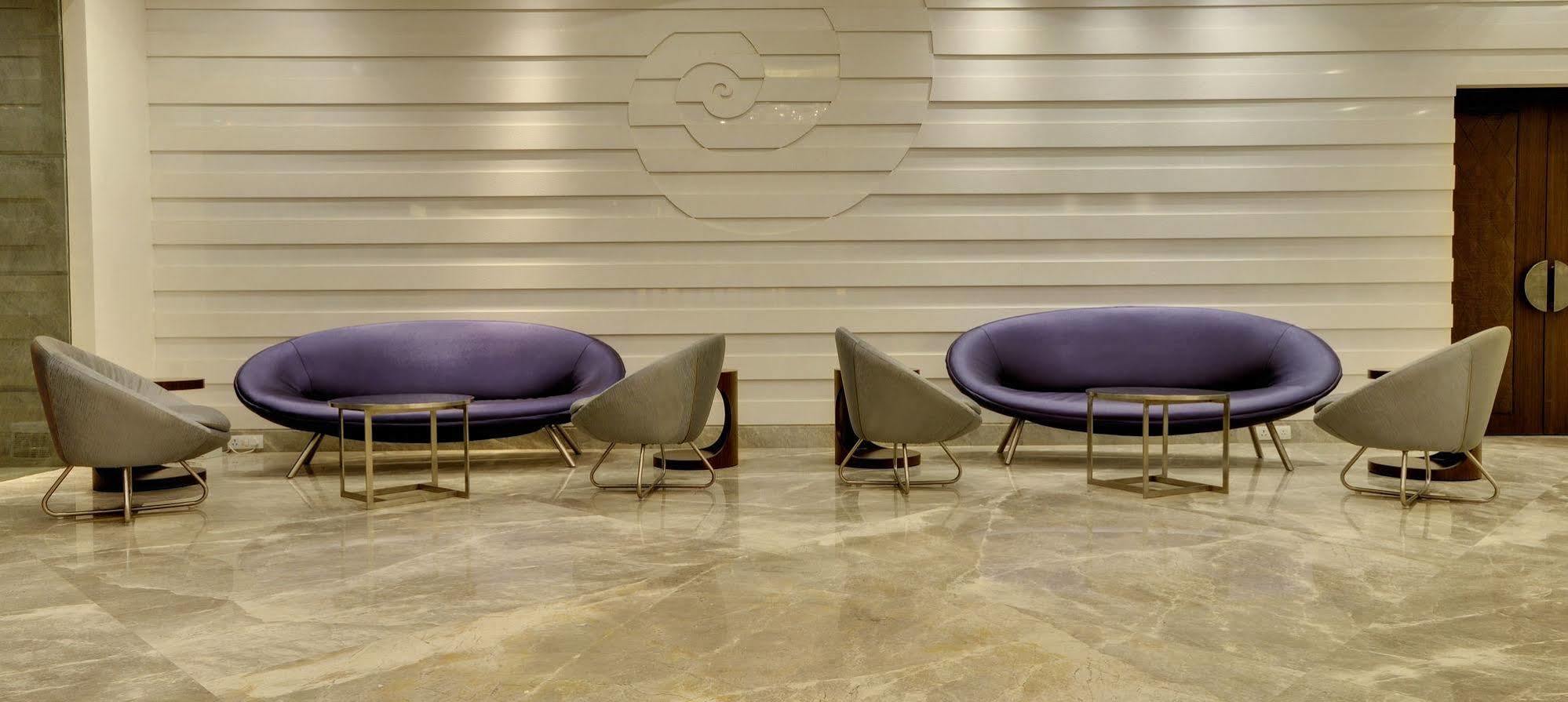 Hotel Platinum Rádzskot Kültér fotó