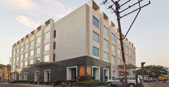 Hotel Platinum Rádzskot Kültér fotó