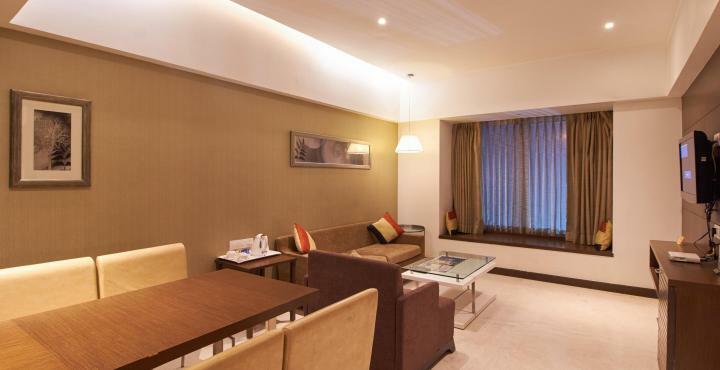 Hotel Platinum Rádzskot Kültér fotó