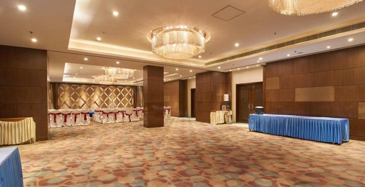 Hotel Platinum Rádzskot Kültér fotó