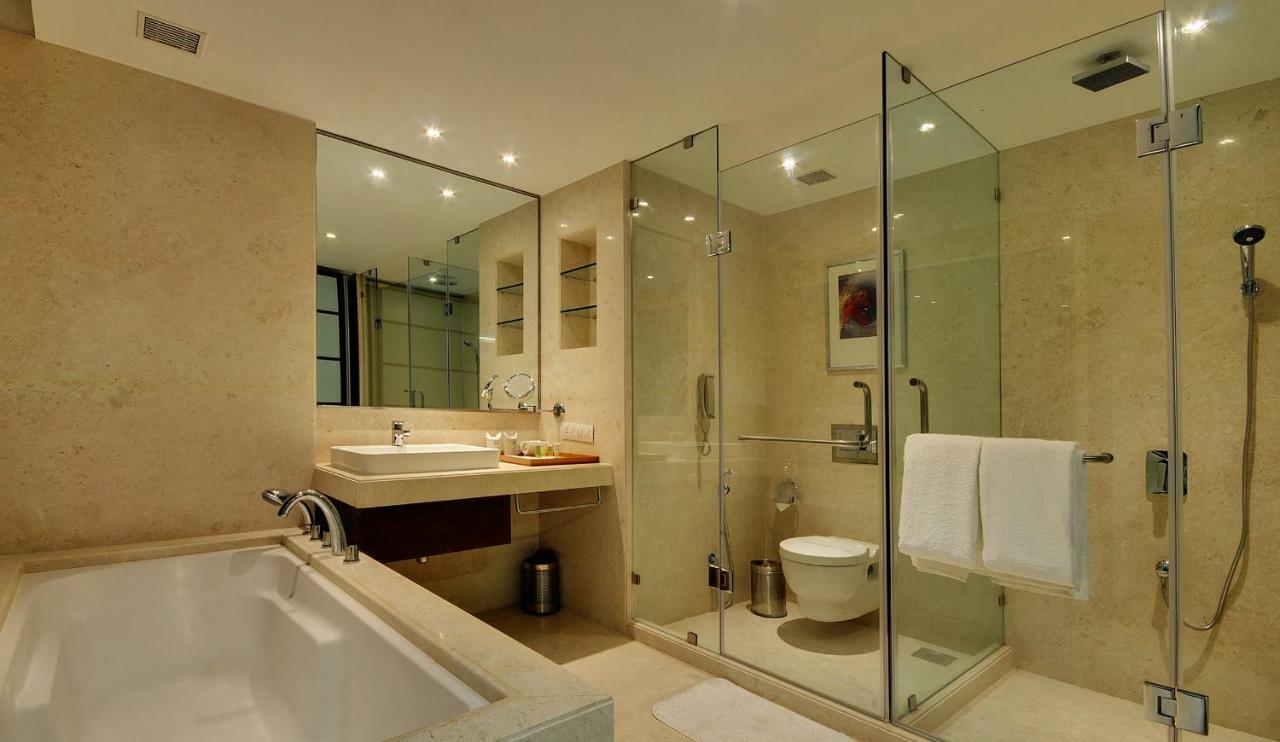 Hotel Platinum Rádzskot Kültér fotó